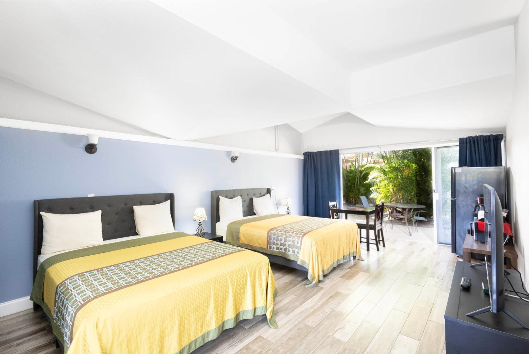 Warm Mineral Springs Motel North Port Bagian luar foto