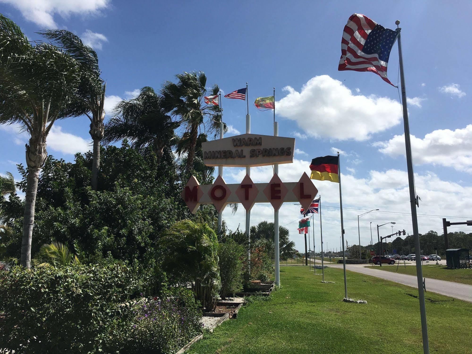 Warm Mineral Springs Motel North Port Bagian luar foto