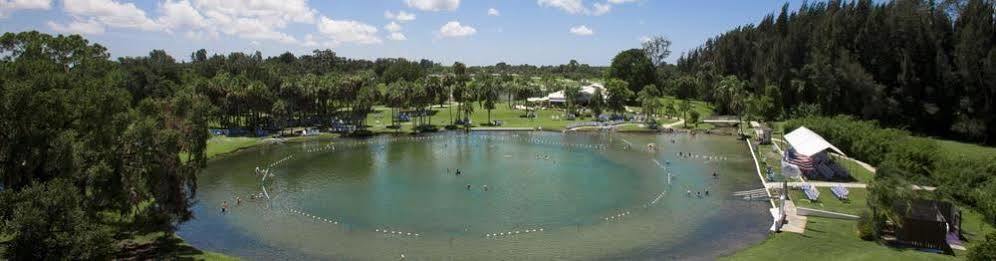 Warm Mineral Springs Motel North Port Bagian luar foto